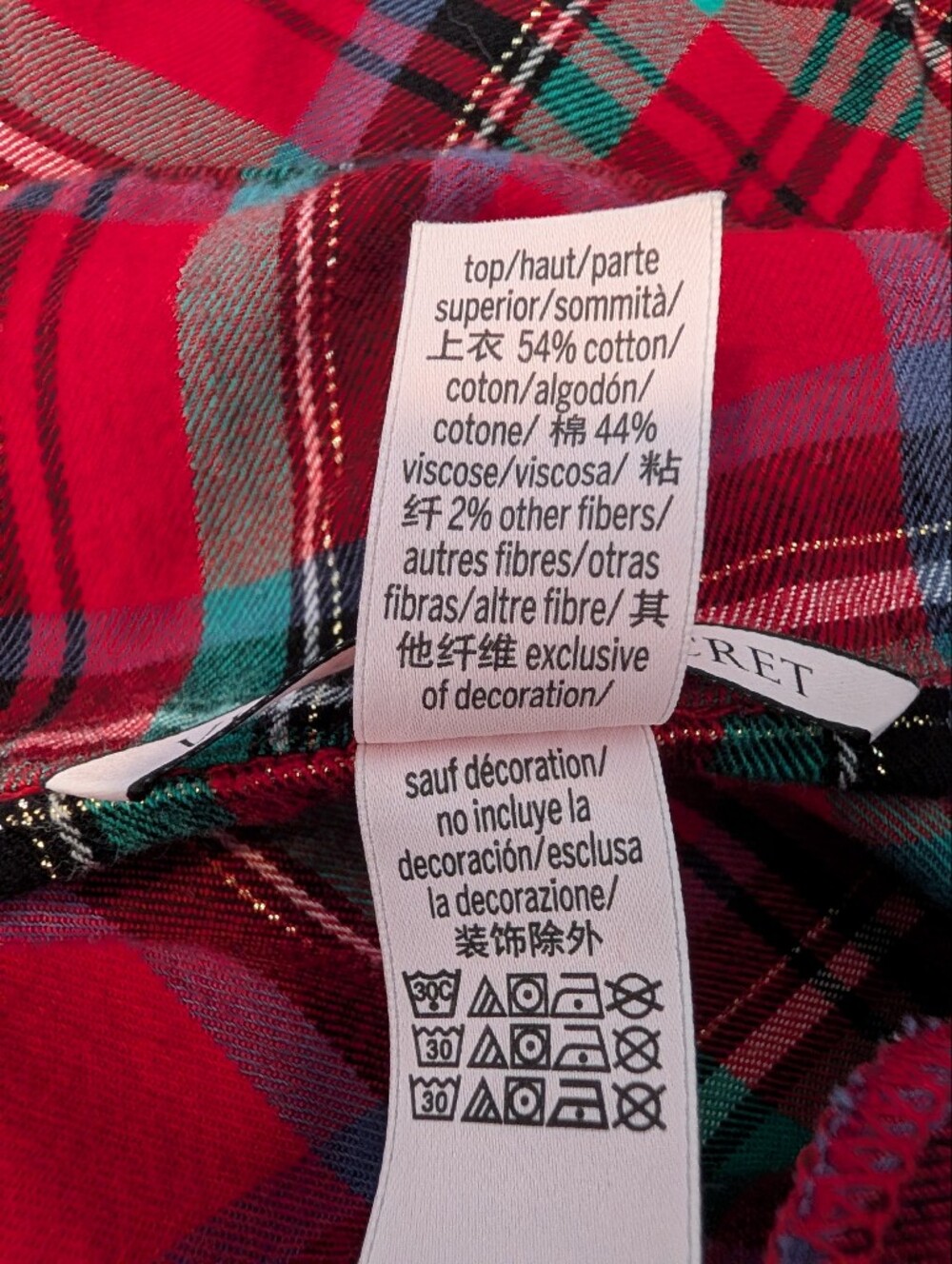 Victoria's Secret Red Plaid Short Pajama Set - Picture 9 of 14